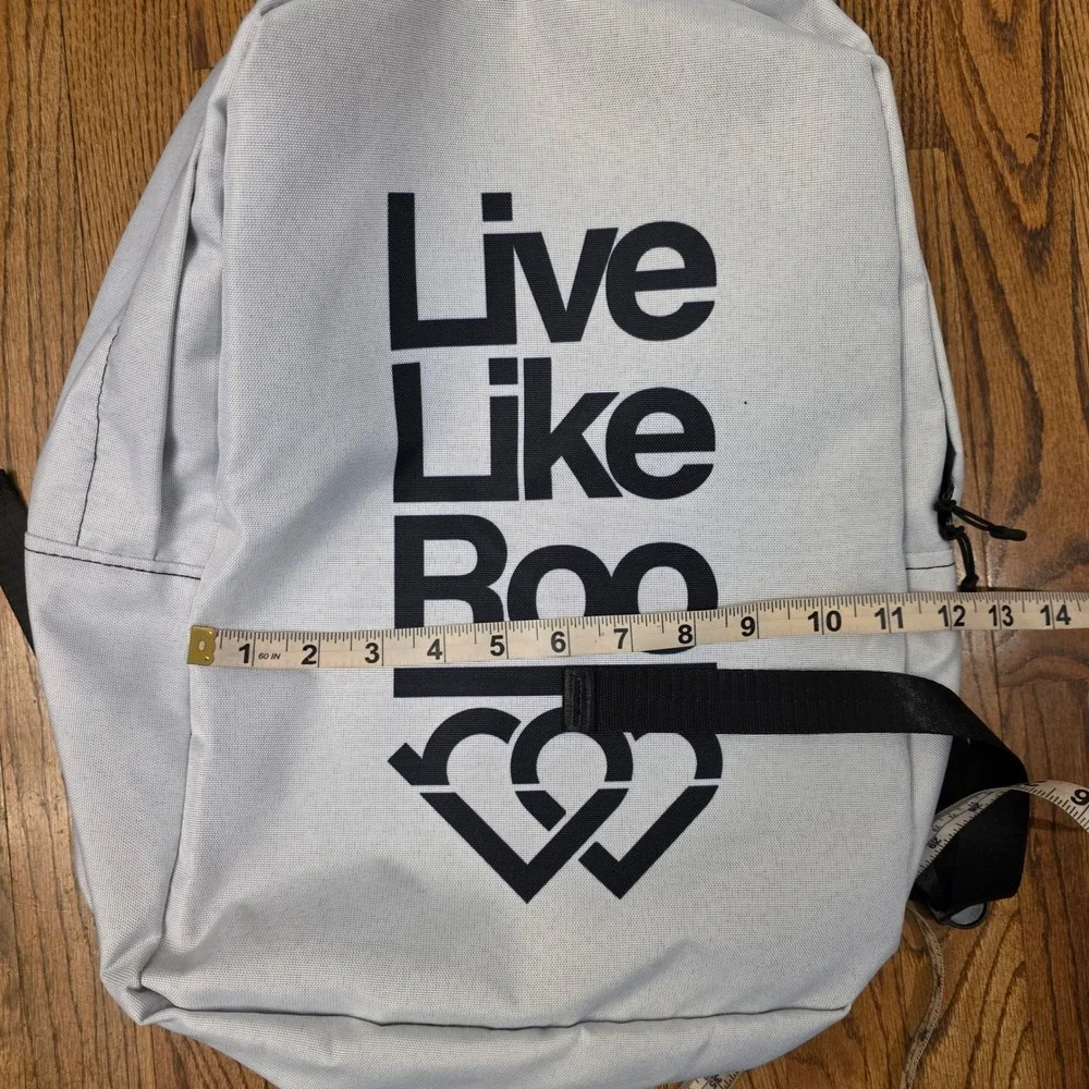 Live Like Roo Foundation Backpack White Black Laptop Sleeve Padded Mesh 2 Zipper